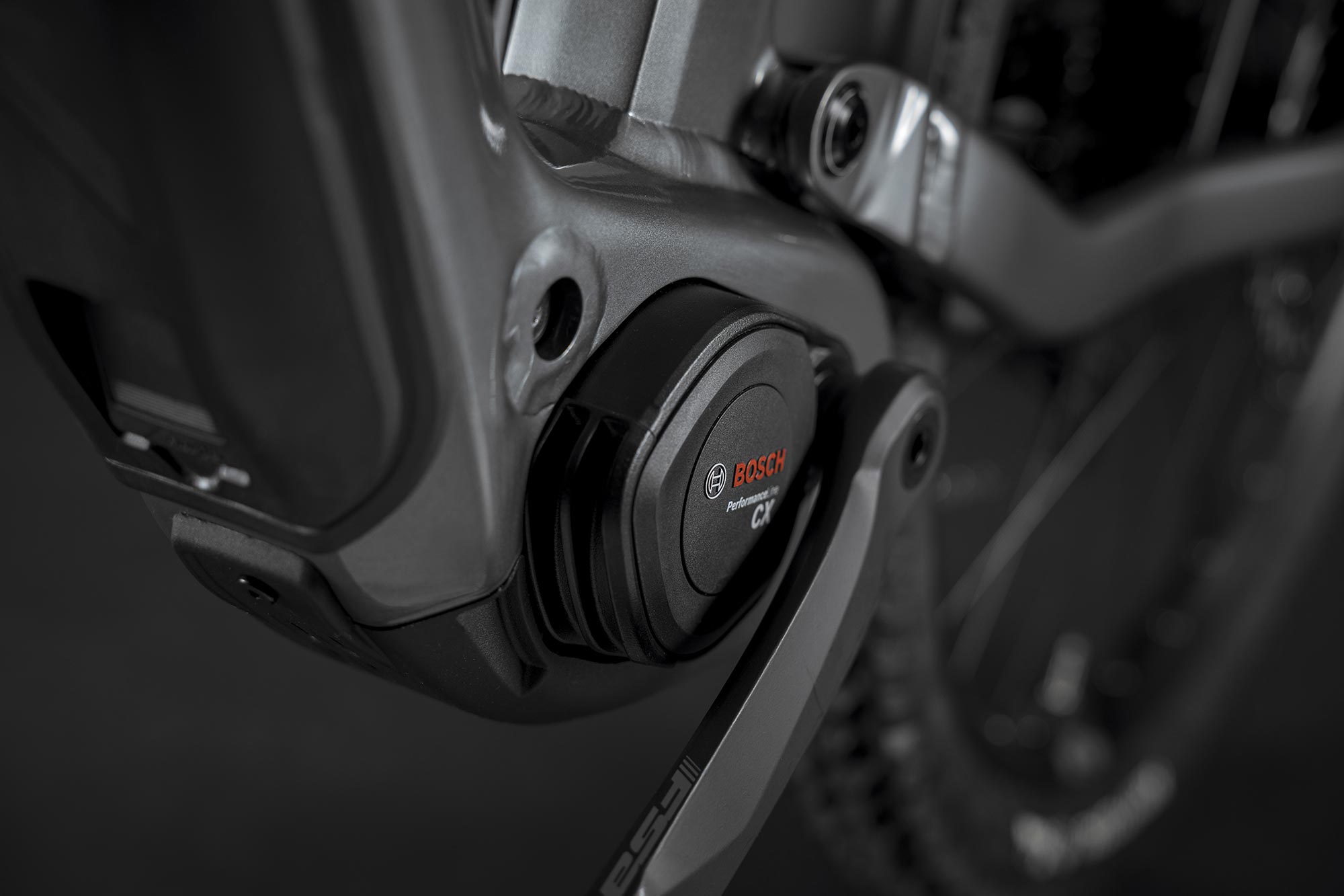 Merida Etmo a more affordable alloy eMTB full-powered by Bosch CX up close