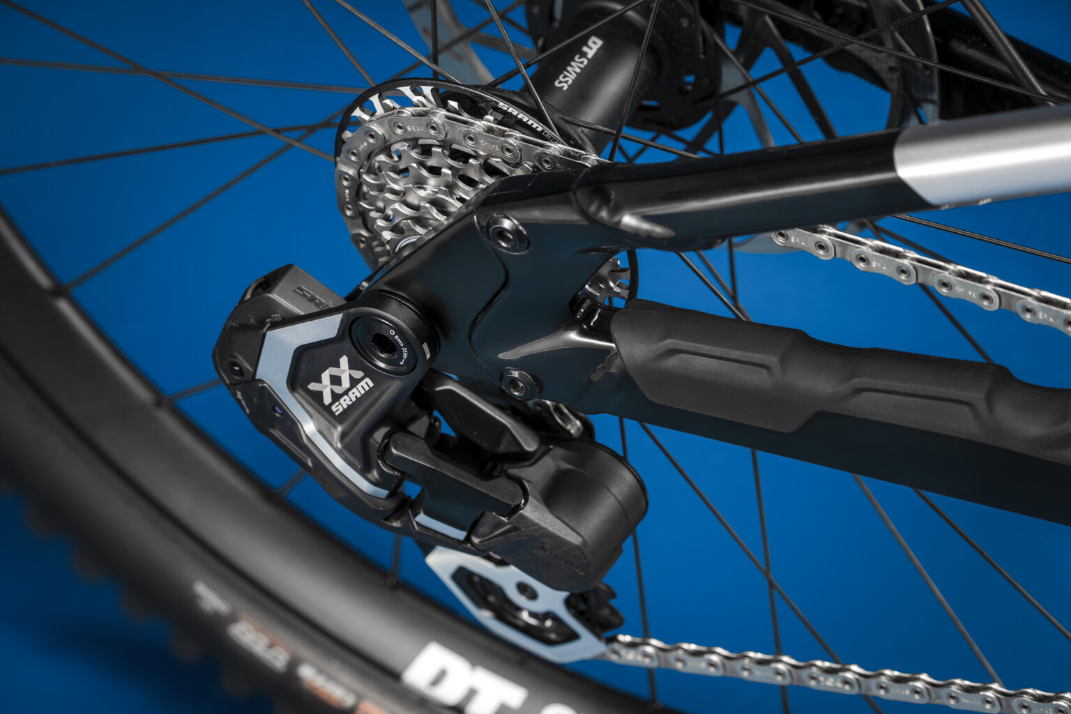 New Mondraker Summum features SRAM XX DH Transmission