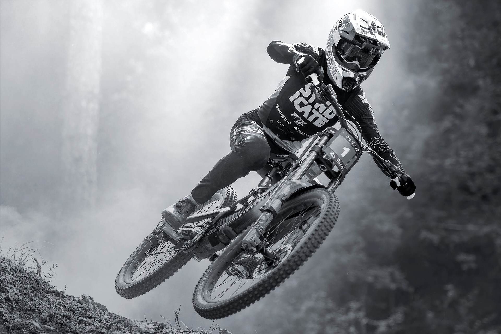 OneUp Components Expands its Lineup With New Goldstone Signature Grip