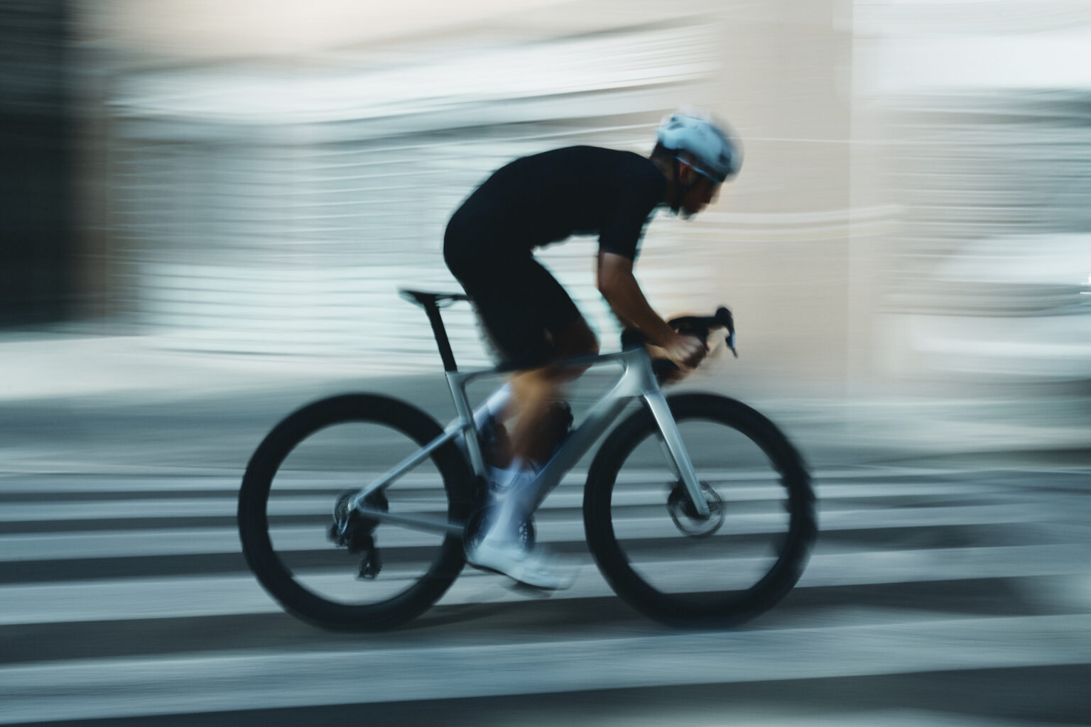 Riding the aero-focused Rose Shave FF