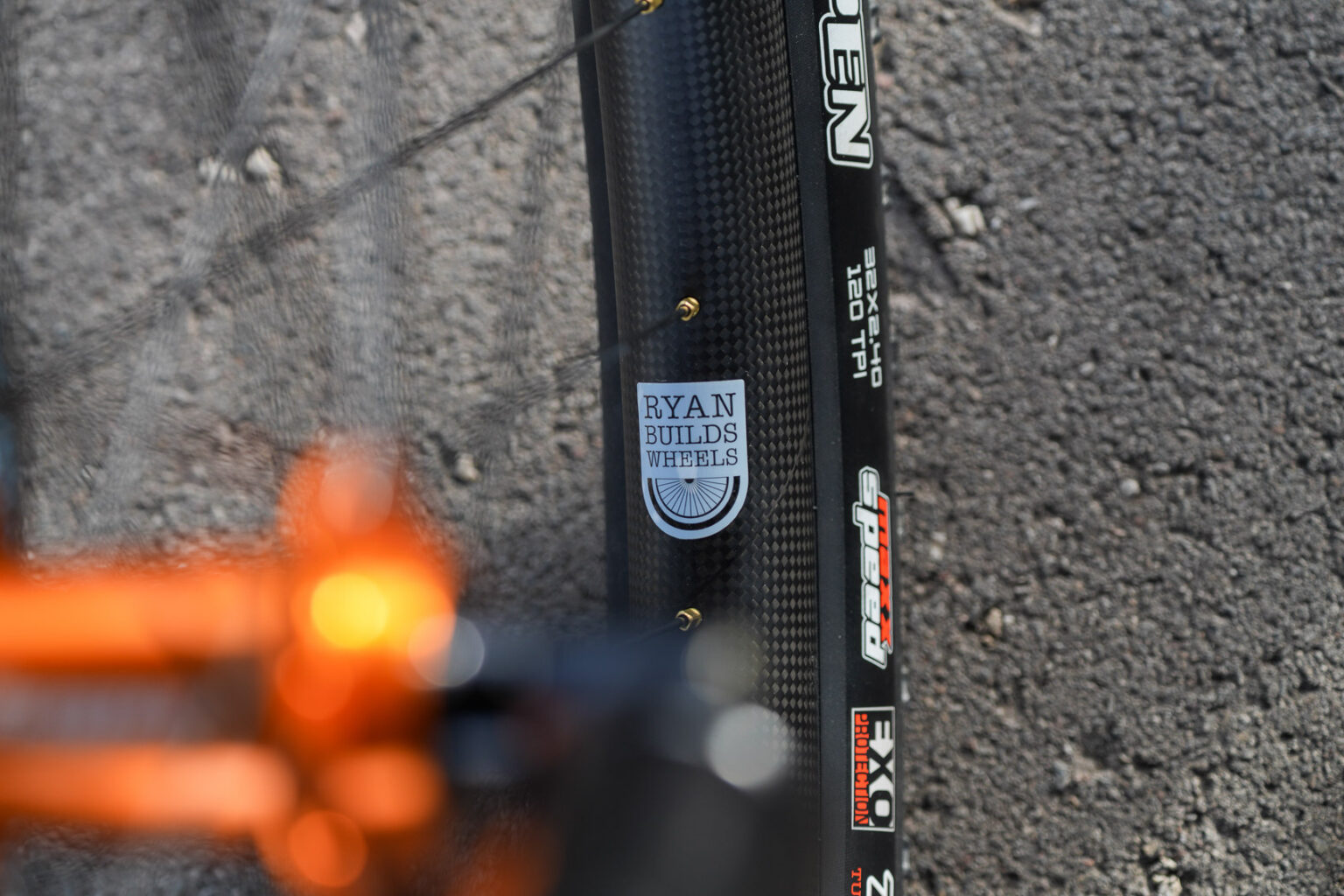 Nextie carbon wheels laced to hope hubs