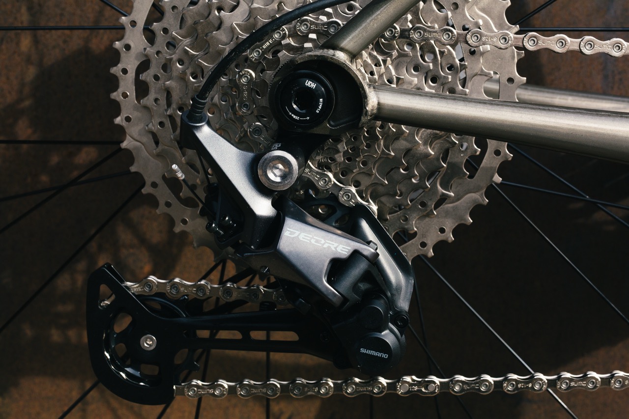 State Bicycles 4130 Trail Hardtail rear der