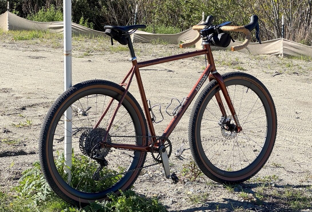 Teravail Feldspar, Stratum, Radia Review full bike