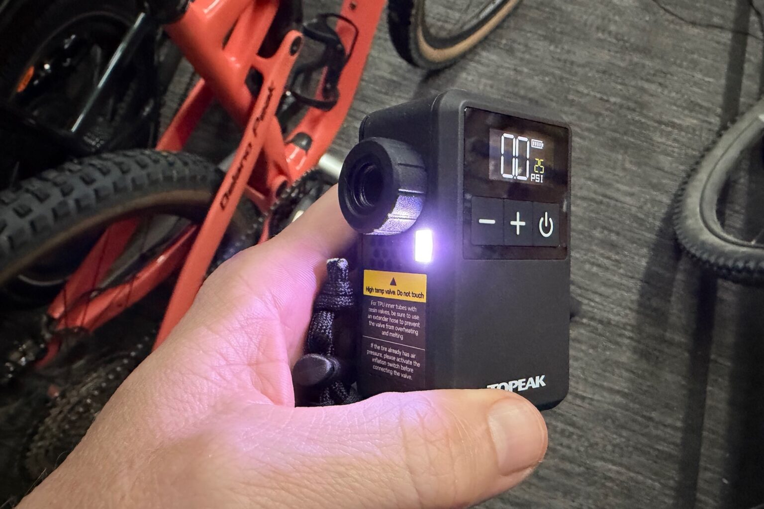 the LED flashlight on the E-Booster Mini