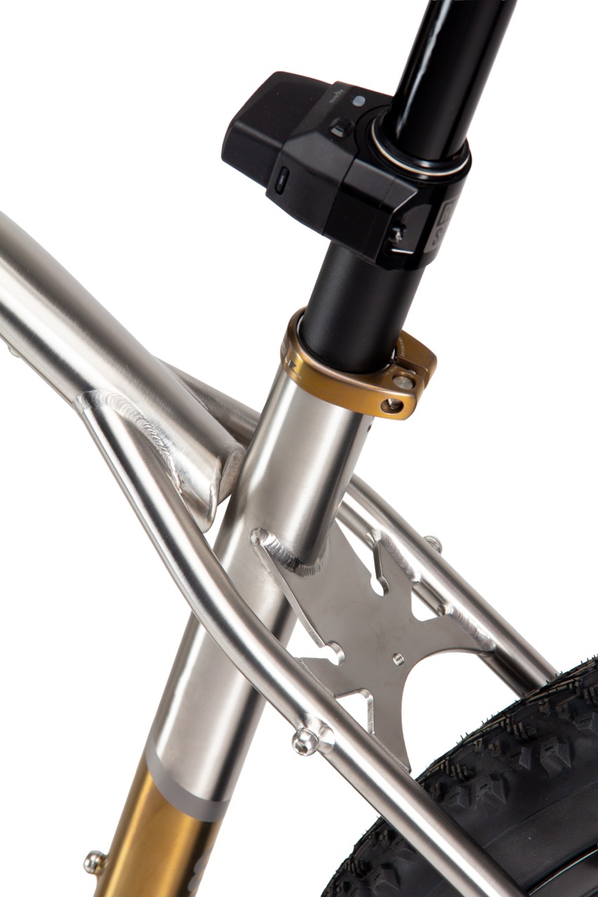 Viral Bikes Wander-ee Gravel EBike suspended