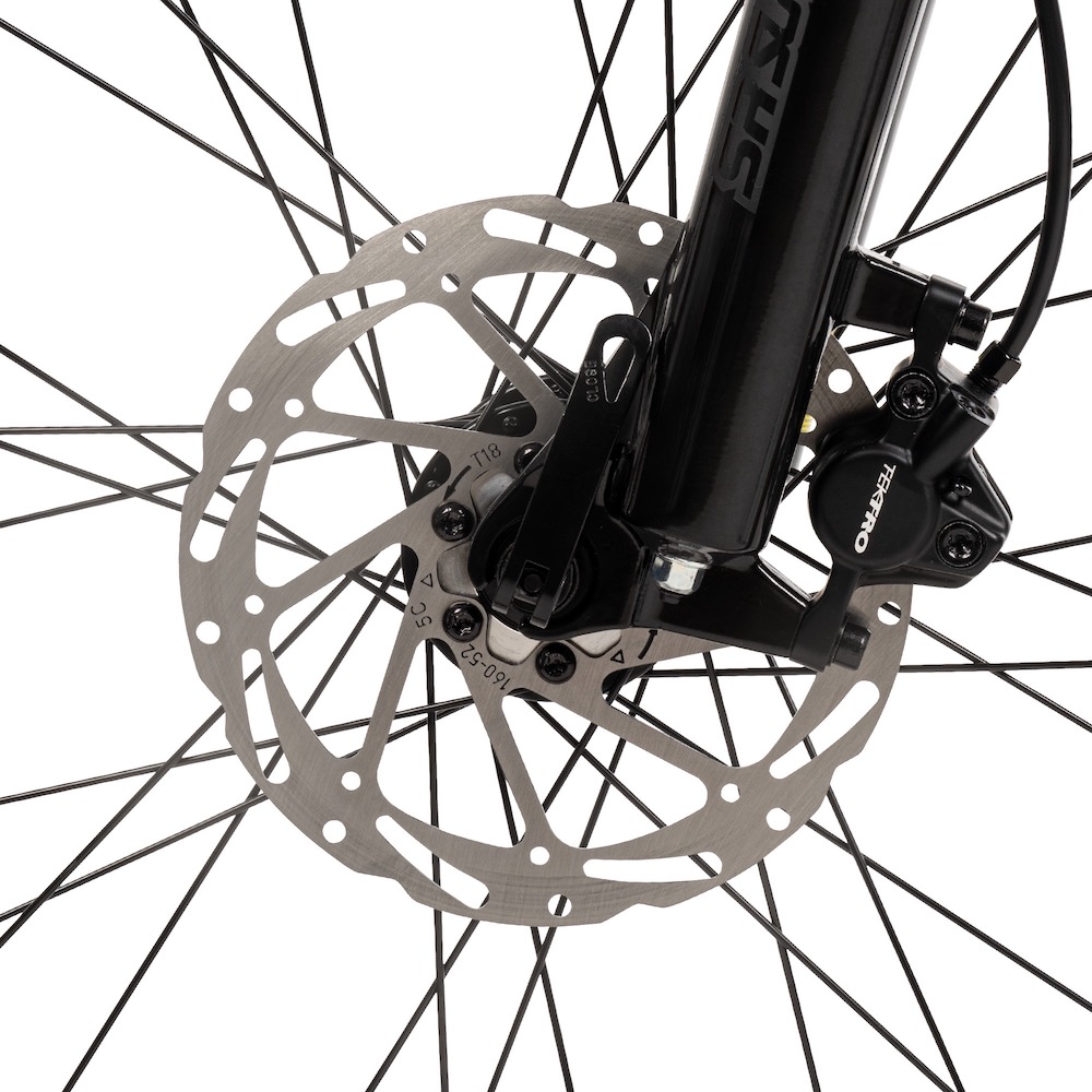 studio image of the Batch MB.2 hydraulic disc brakes