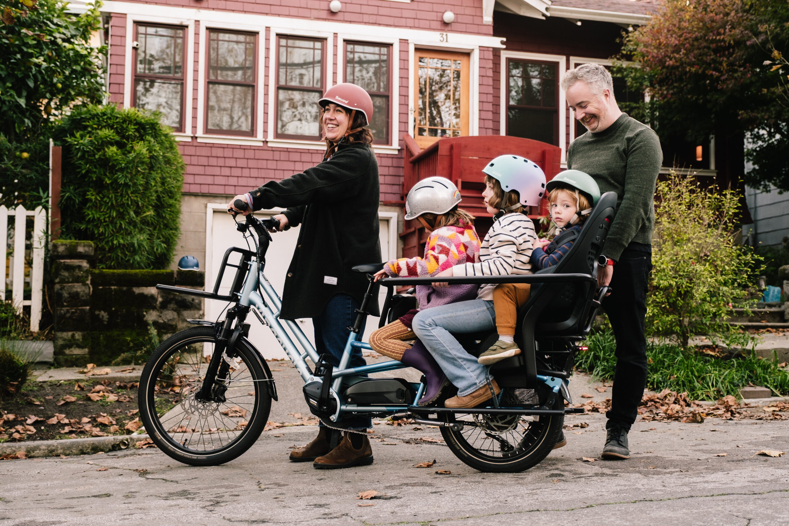 Xtracycle’s Swoop ASM is Making This Dad Think Maybe It’s Time to get a Cargo Bike