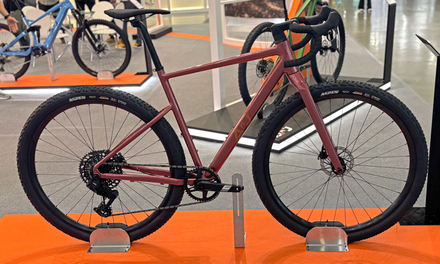 32" bikes at Taipei Cycle 2026: AnJ alloy gravel bike