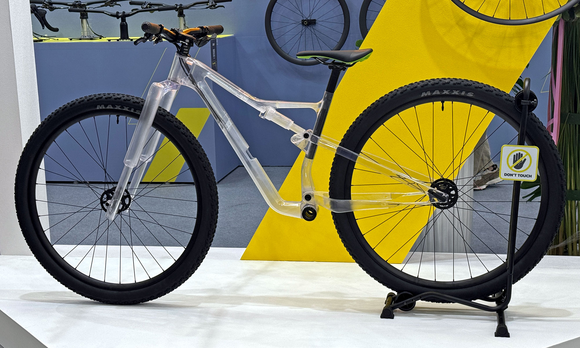 Big 32" wheels of Taipei Cycle show: GW wheel mockup