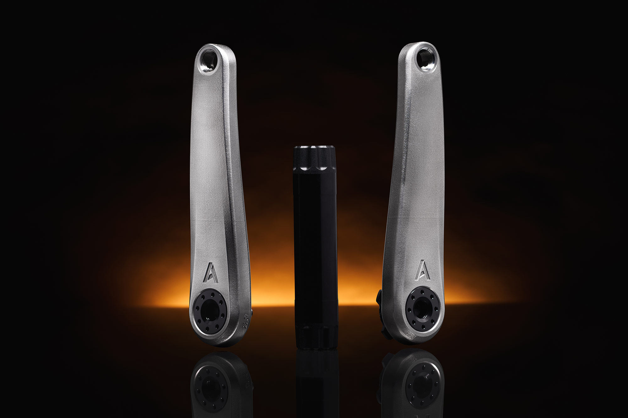 Atherton A.Gr.Ti 3D-printed titanium gravity mountain bike cranks in the dark