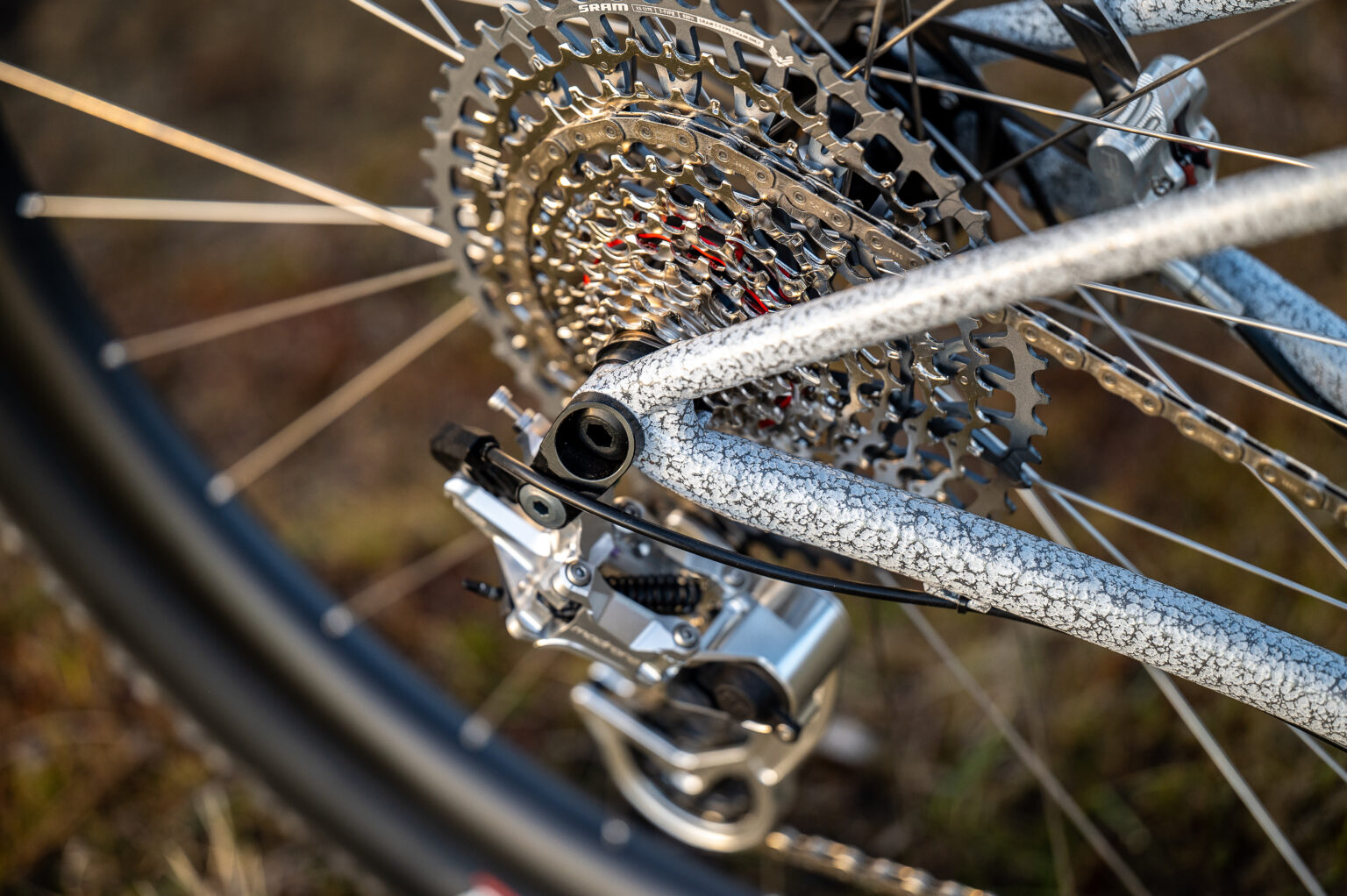 Btchn uses a Madrone Jab derailleur paired with a SRAM transmission cassette
