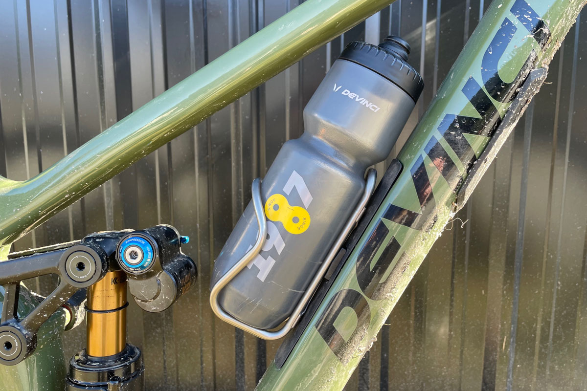 Devinci Spartan 2026, water bottle