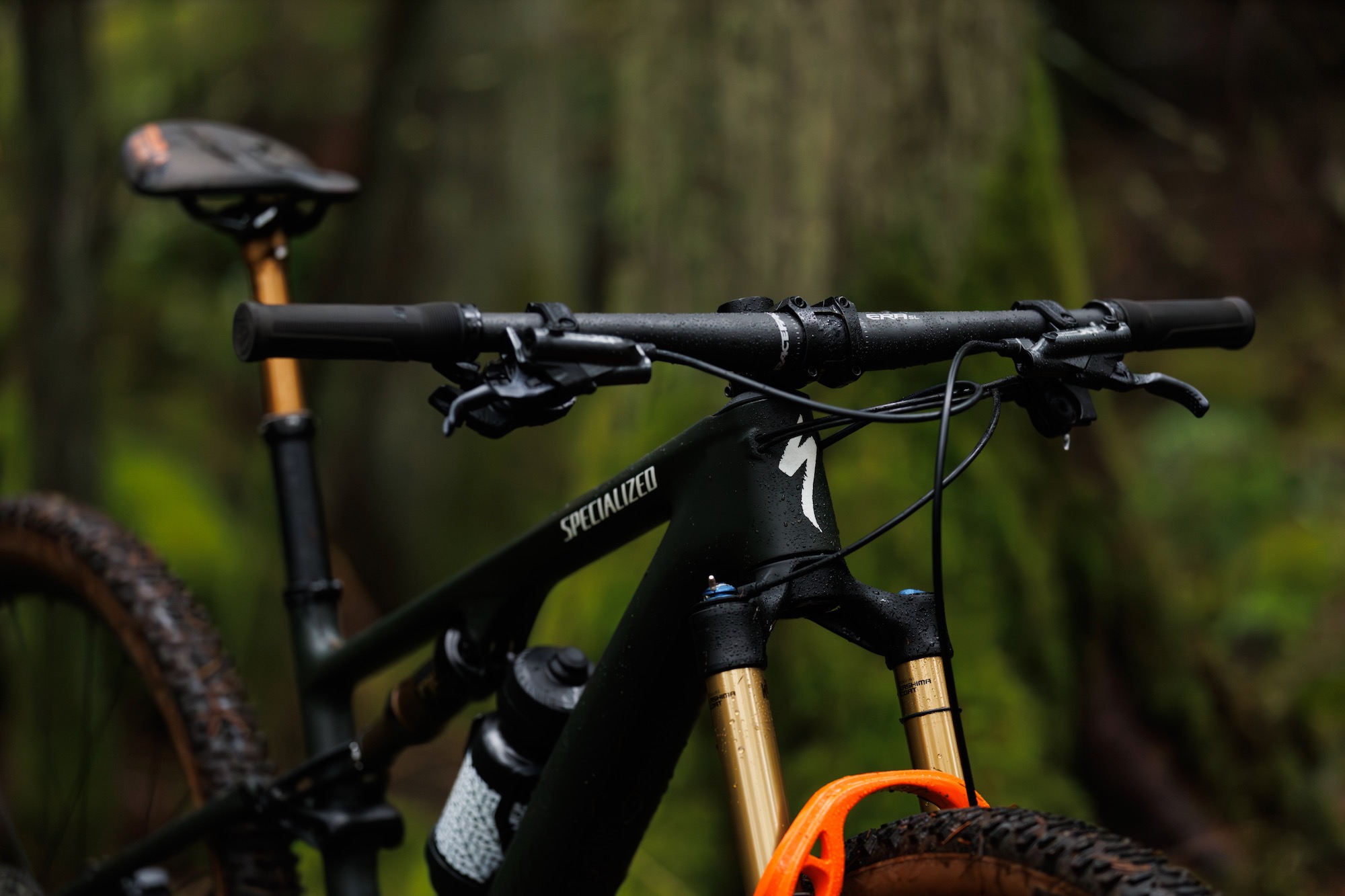 Race Face Flips Out with New Lightweight Era SL Handlebar with Flippable Design