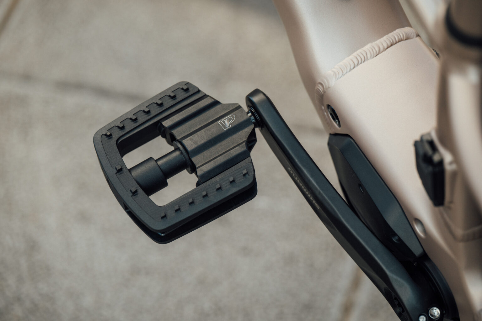 Folding pedals on Orbea Carpe