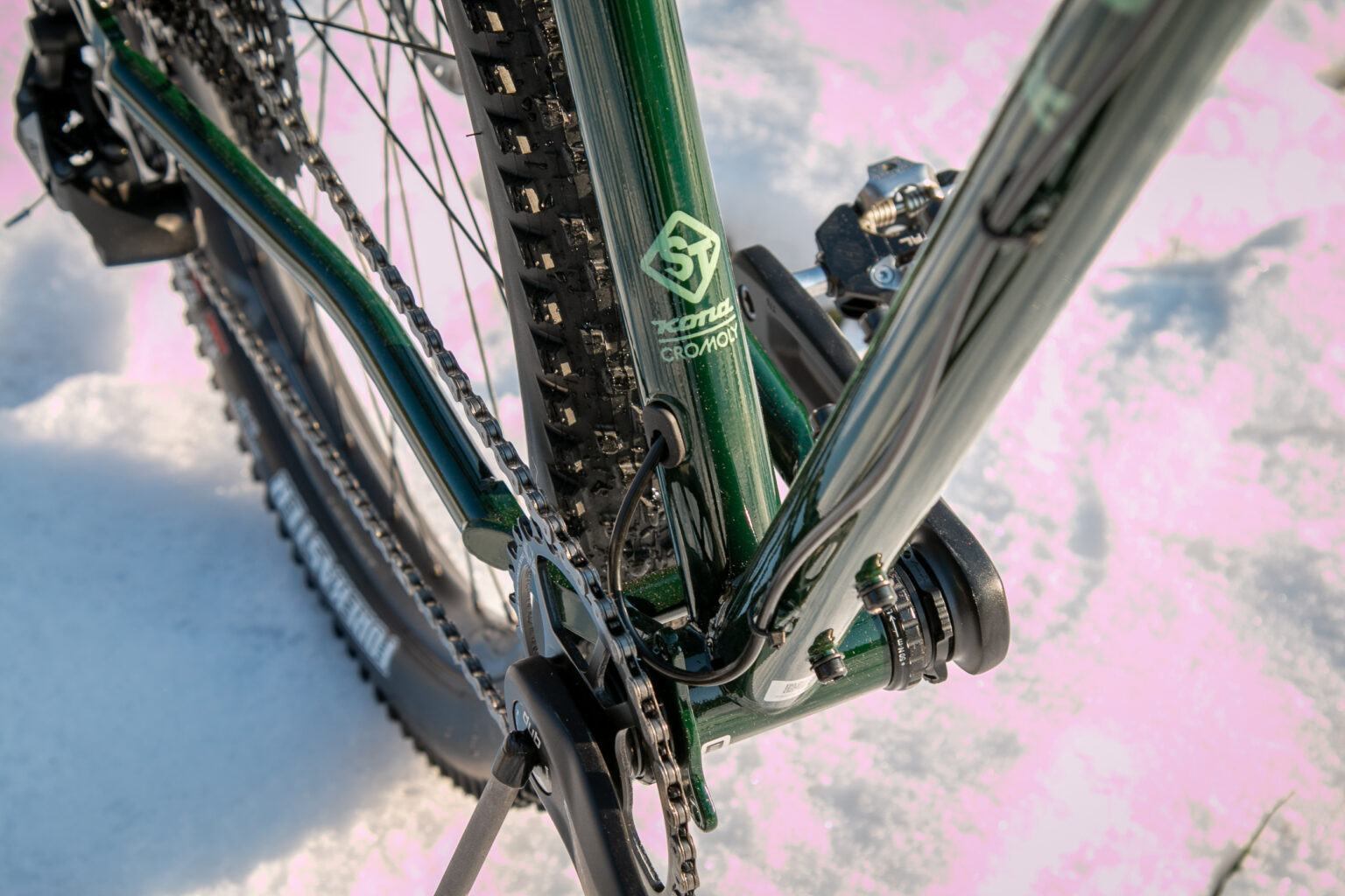 Kona LBF dropper routing