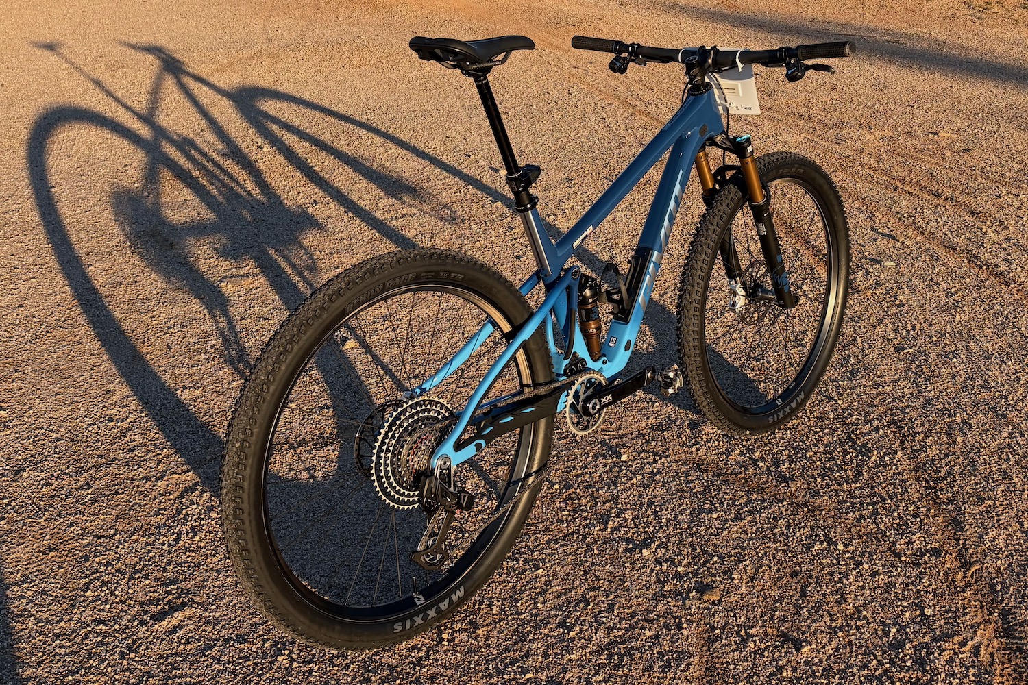 Pivot Mach 4 SL First Rides: Straight into an XC Race