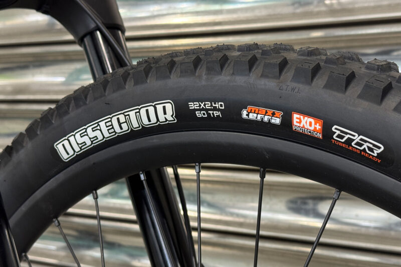 Taipei Unofficially Confirms It: 32″ Tires Are Here for XC, Trail, Gravel & Entry-Level Bikes