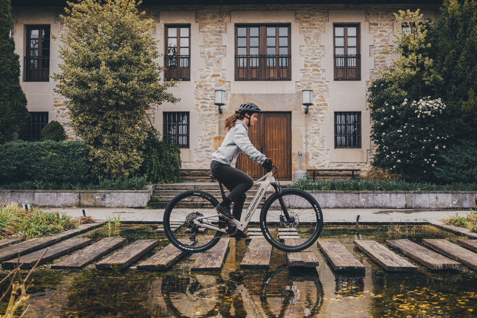 Mondraker Prime is a trail eMTB hardtail