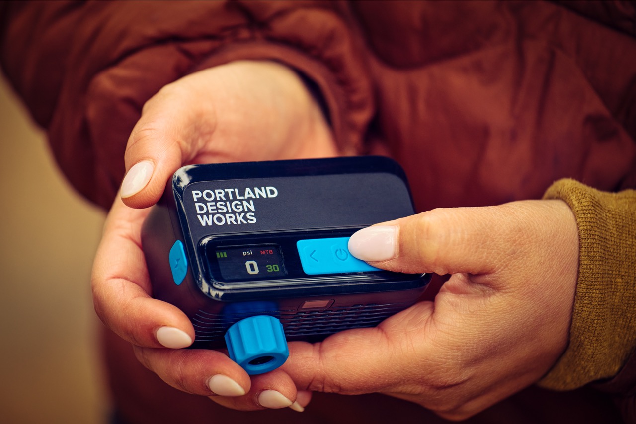 Portladn Design Works Essentials Electric Pump display Large