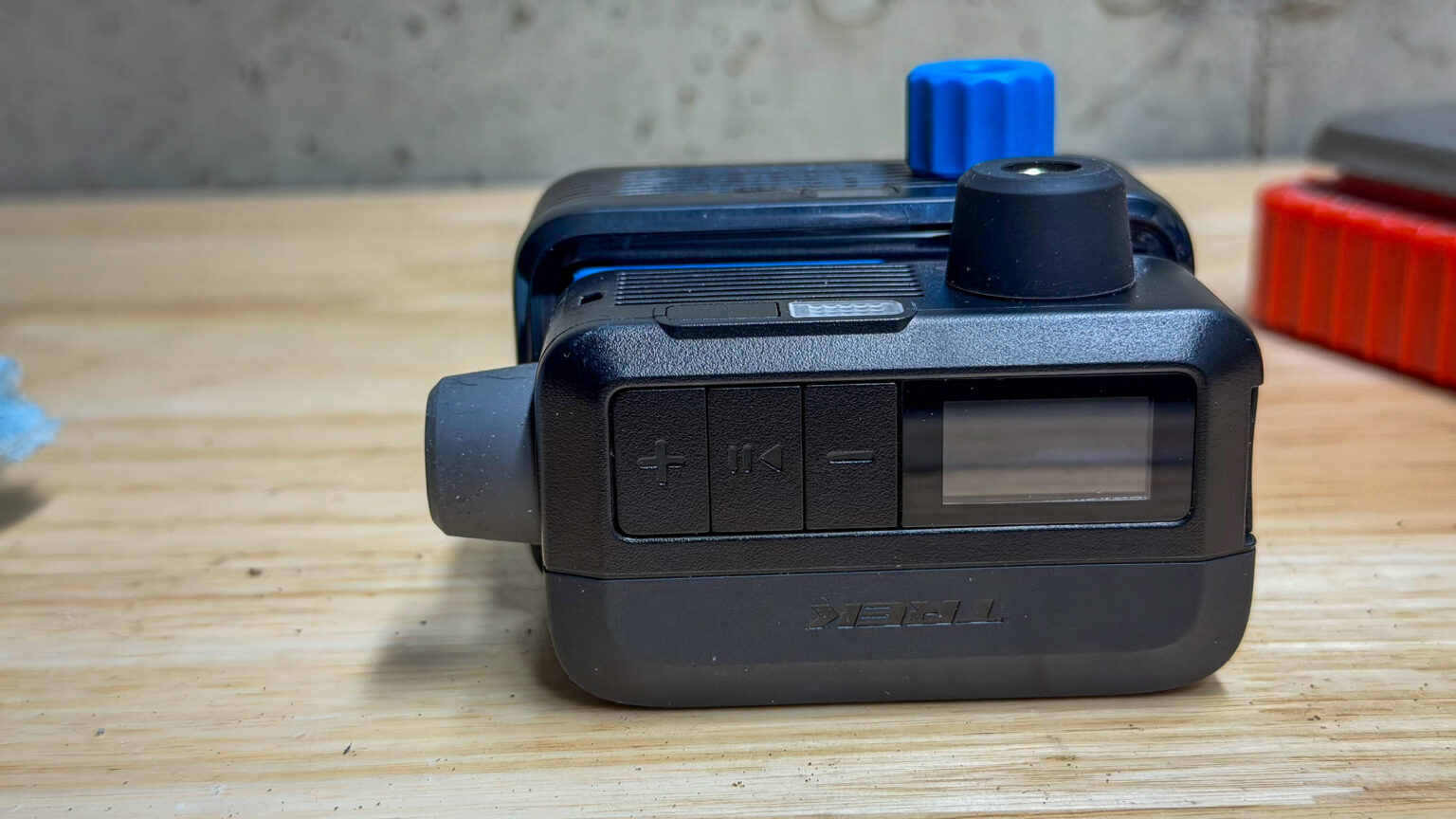 PDW Essentials inflator size compared to Trek Air Rush
