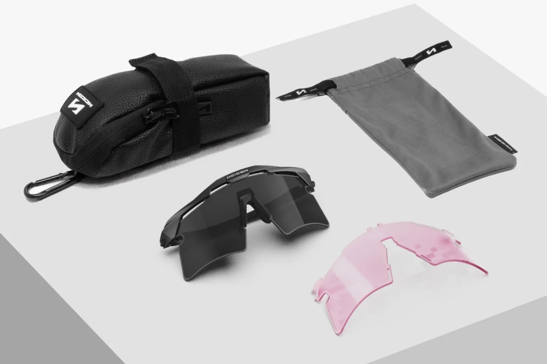 screenshot of all the things included with the Scicon Aeroshade 2.0 Titanium glasses