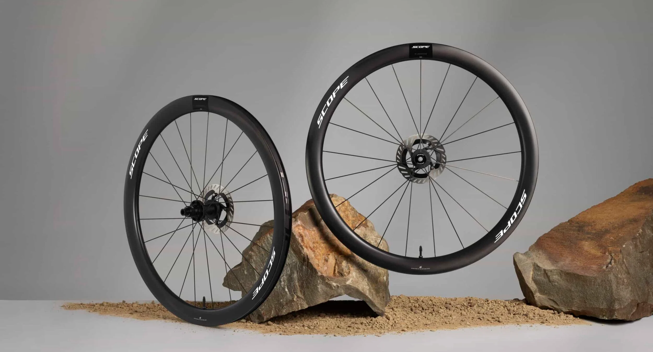 Scope Scales Down w/ New Lightweight, Aero R4.G Gravel Wheels