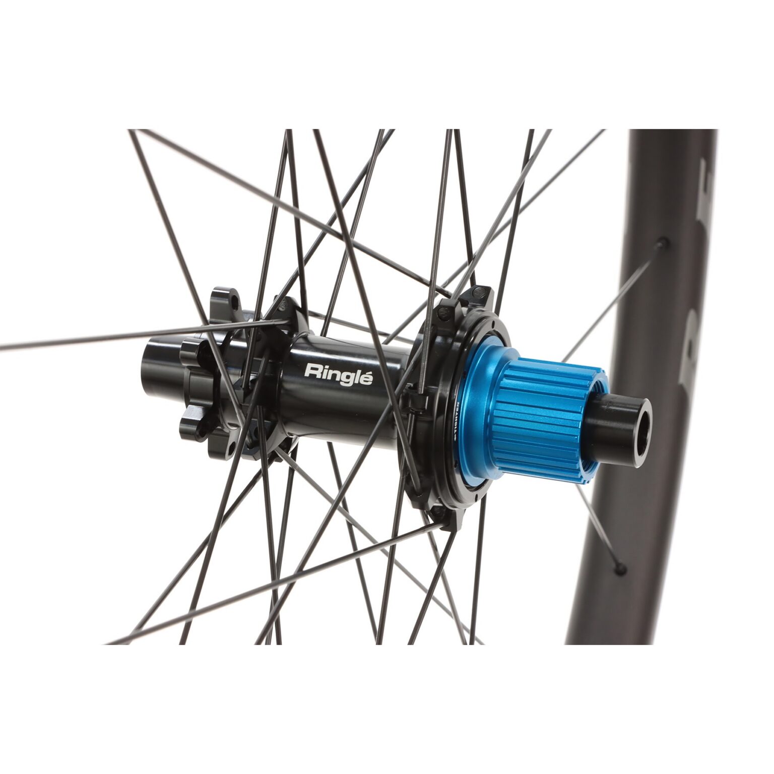 studio image of the super bubba X hub on the trail alloy wheel