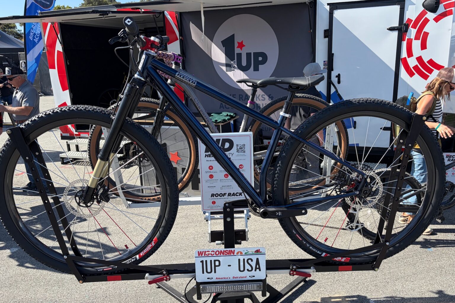 1Up USA 32" compatible bike rack adapter