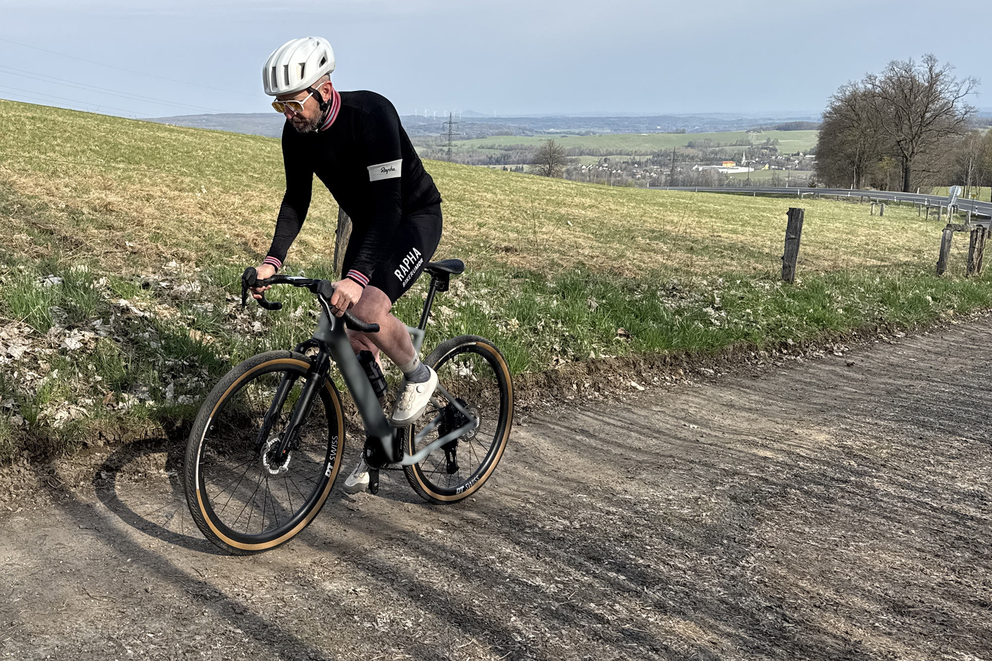 test riding the new Panaracer GravelKing ZX semi-slick gravel tire