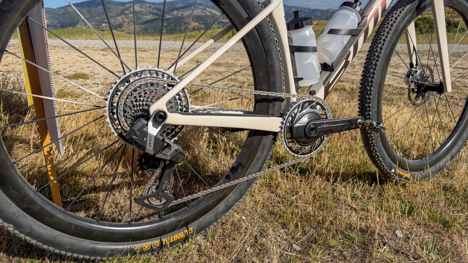 BMC Kaius 01 gravel race bike drivetrain