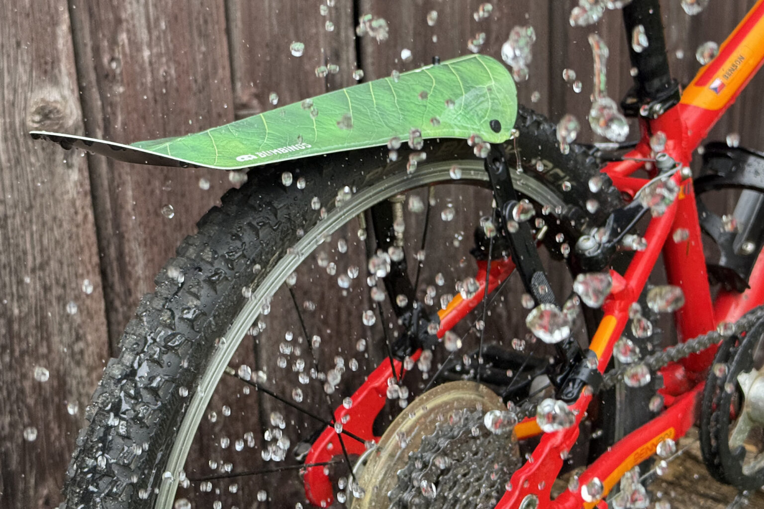 Bumbinos playful fenders for kids' bikes: rear tire mudguard