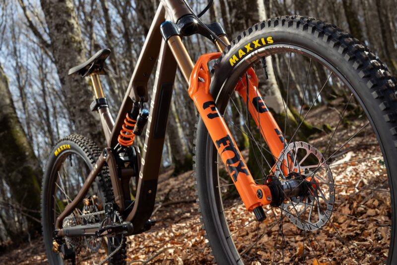 Fox Updates its Trail Fork Lineup with new GRIP X Damper