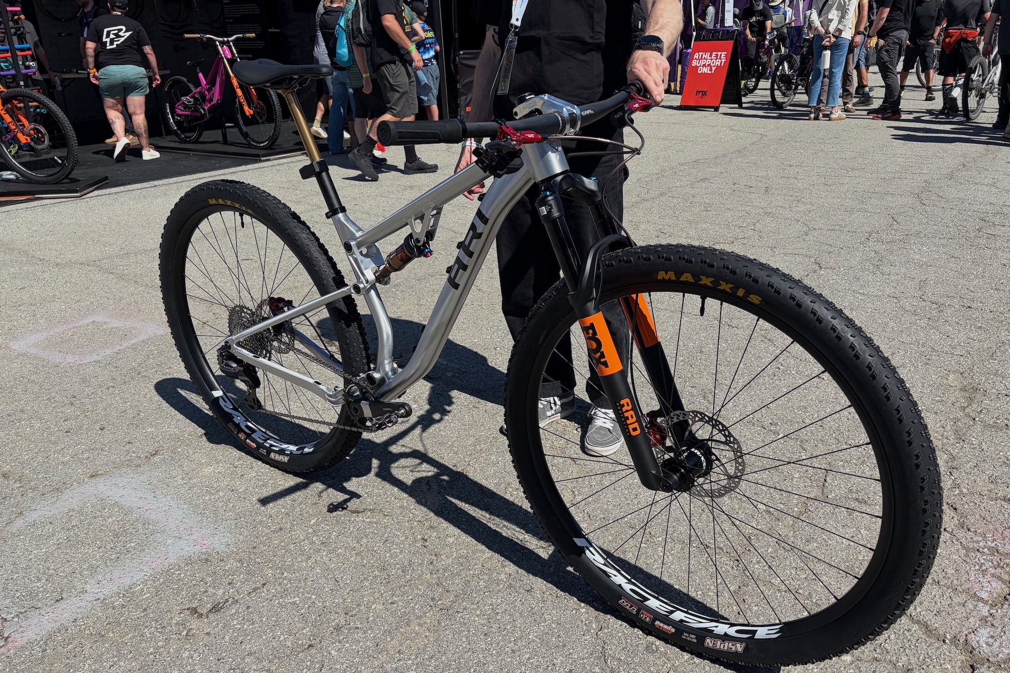 Confirmed: Prototype Fox 32″ Fork Spotted at Sea Otter