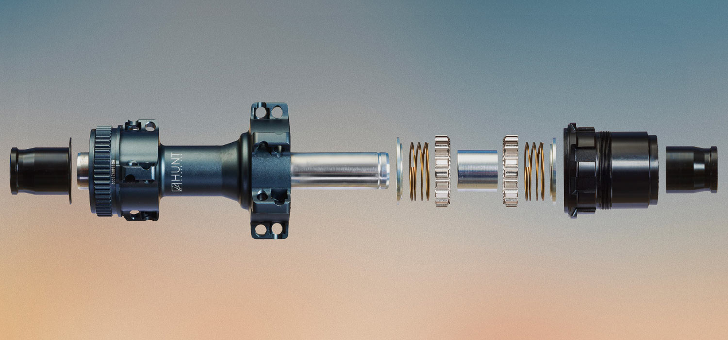 Hunt 5AM Limitless Ti_UD Carbon Spoke aero road wheels, rear hub detail