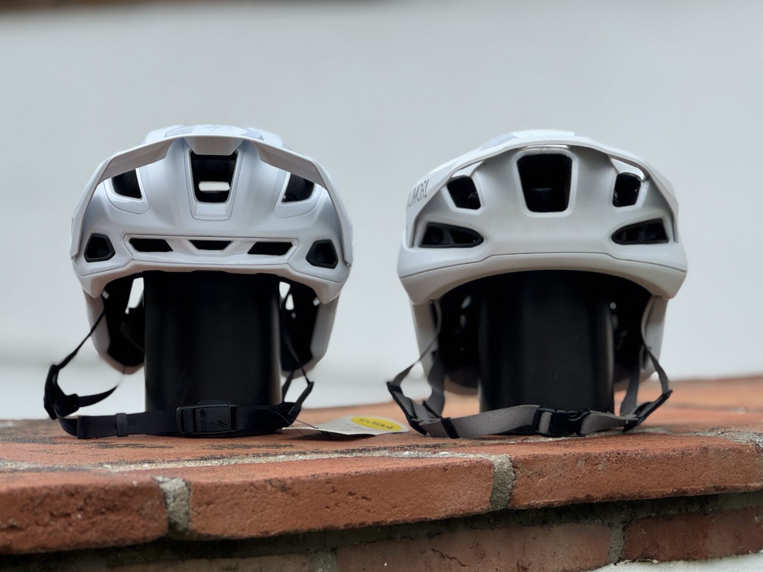 Specialized Ambush 2 vs 3