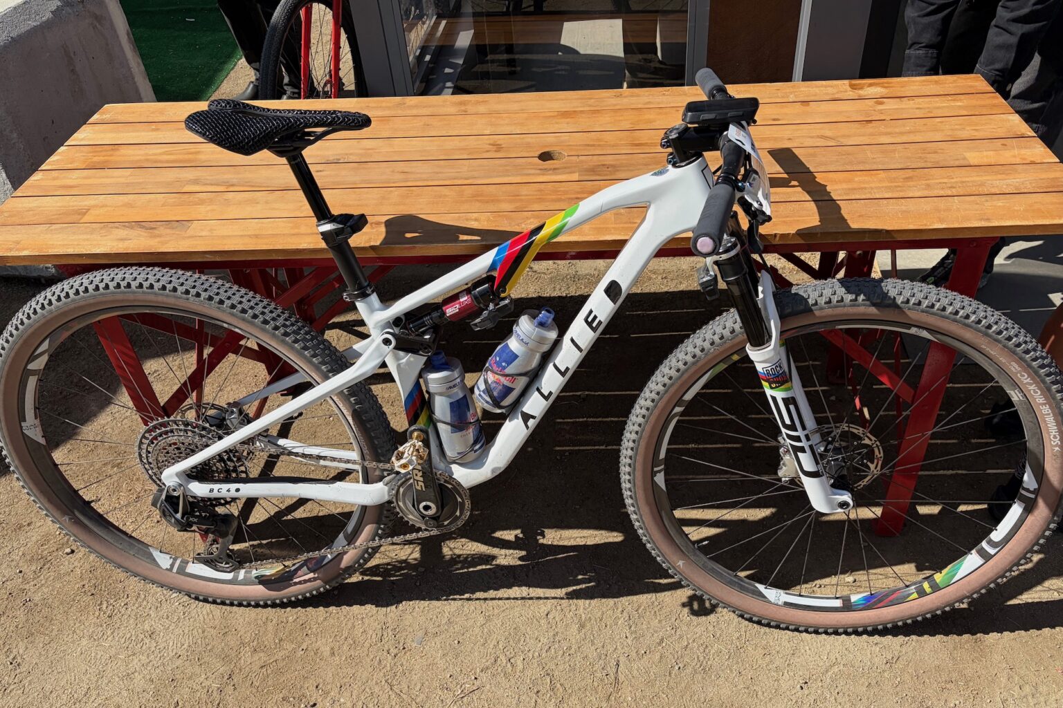 Kate Courtney's custom painted Allied BC40 race bike