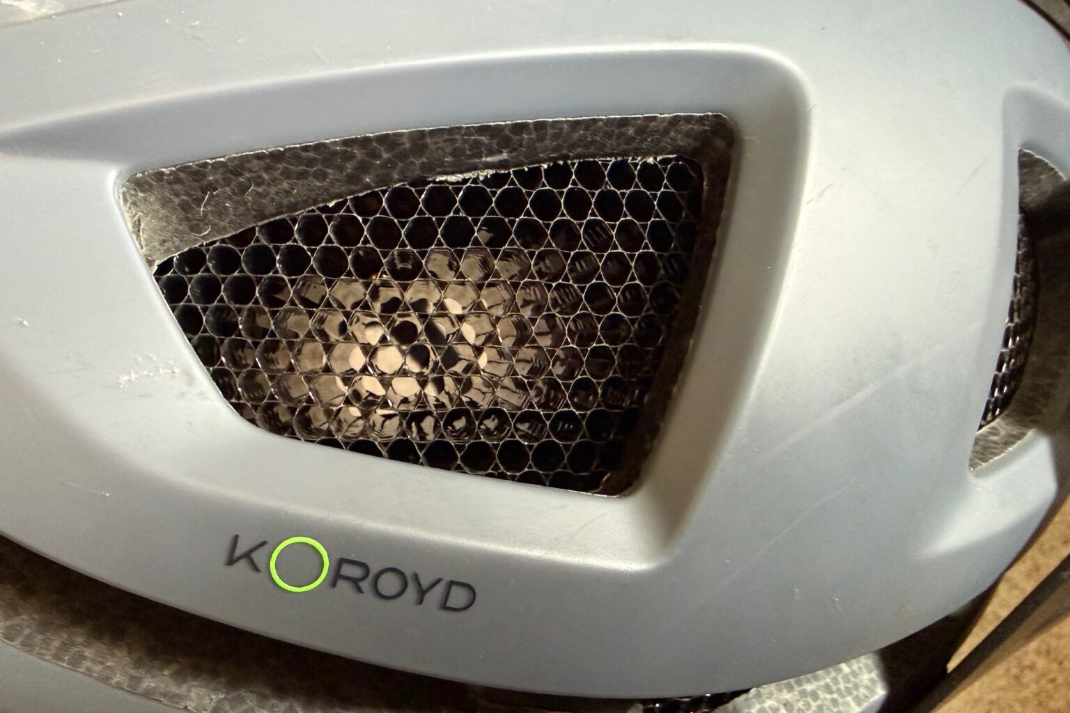 close look at the Koroyd material used in the Smith Forefront 3 helmet.