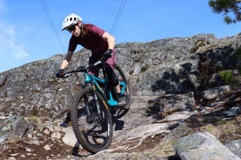 Leatt’s RideViz Pro Sunglasses Offer Great Stability and Excellent Photochromic Lenses: Review
