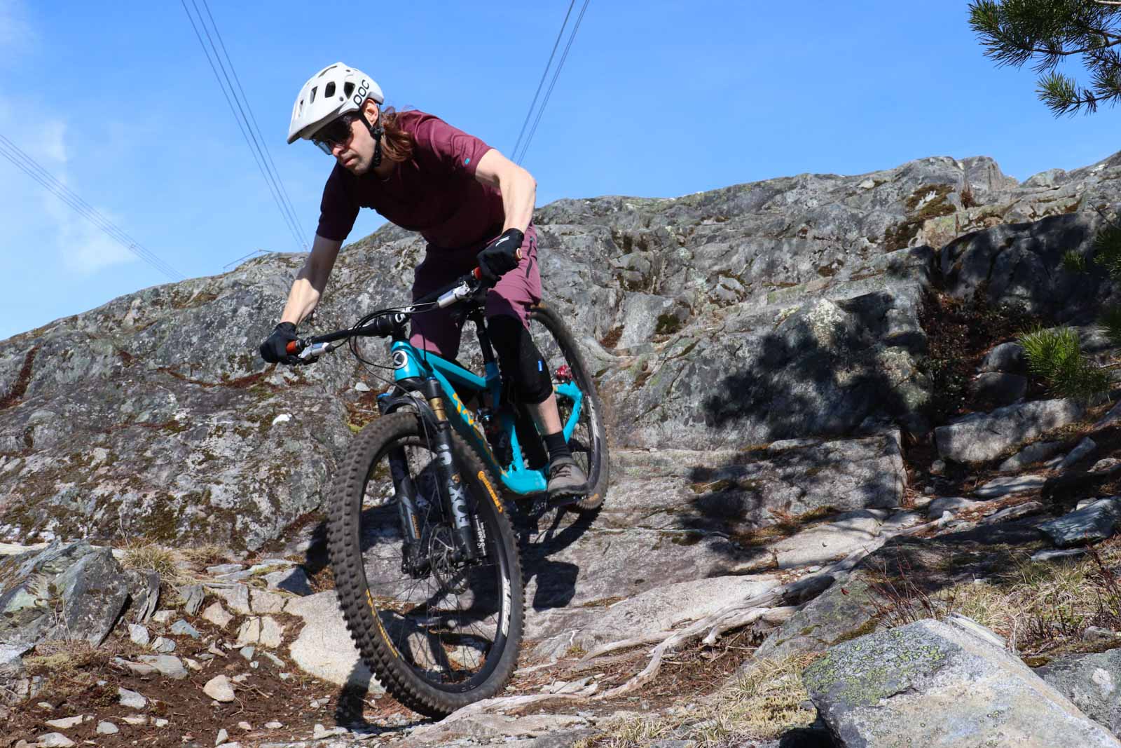 Leatt’s RideViz Pro Sunglasses Offer Great Stability and Excellent Photochromic Lenses: Review
