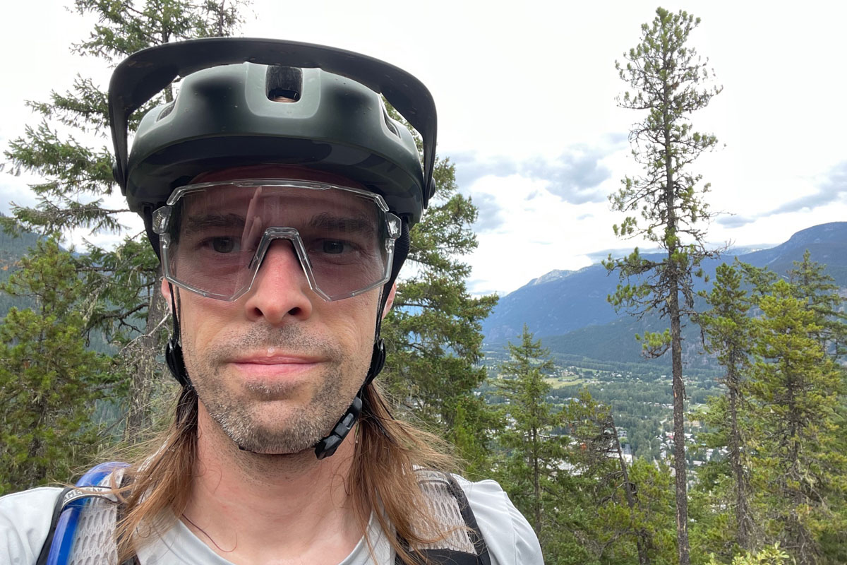 Leatt RideViz Pro sunglasses, mid tint