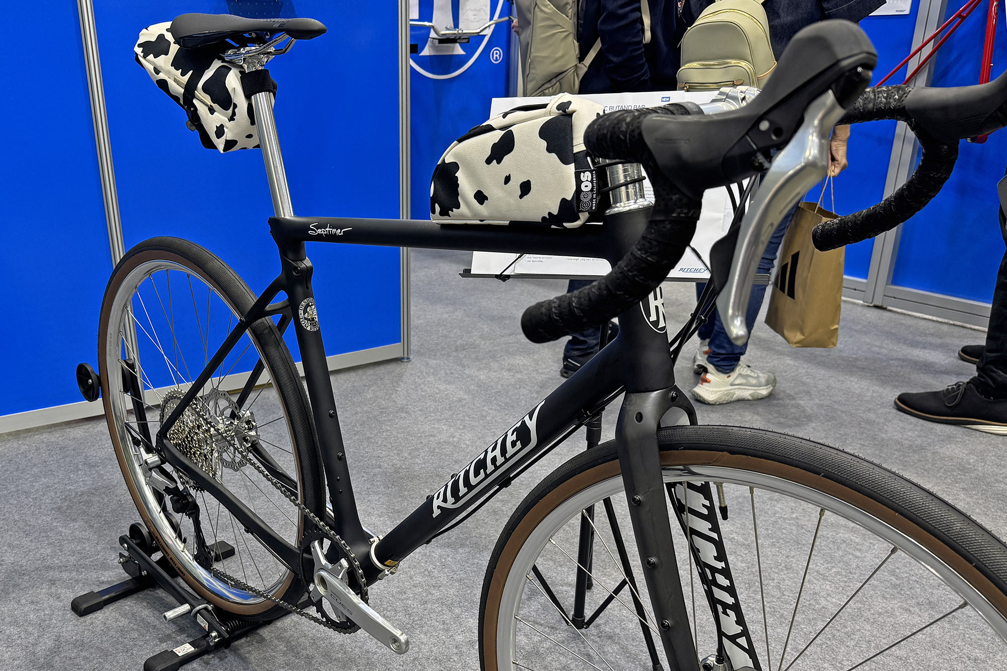 Ritchey Logic expanded gravel & MTB cockpit offerings on a new travel Septimer carbon gravel touring bike