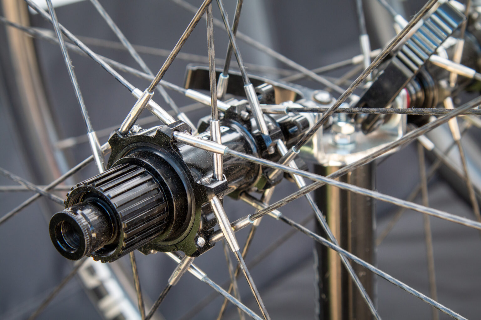 Gulo Composites G-Spoke wheels original