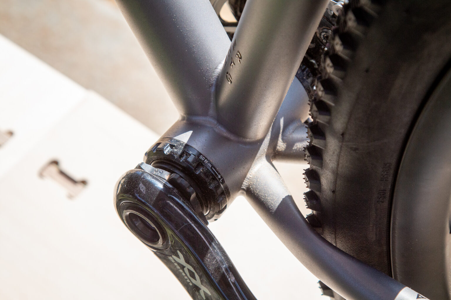 Stinner 32" gravel bike Schwalbe tires