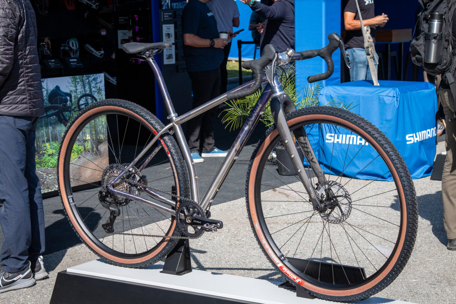 BTCHN 32" gravel bike geared