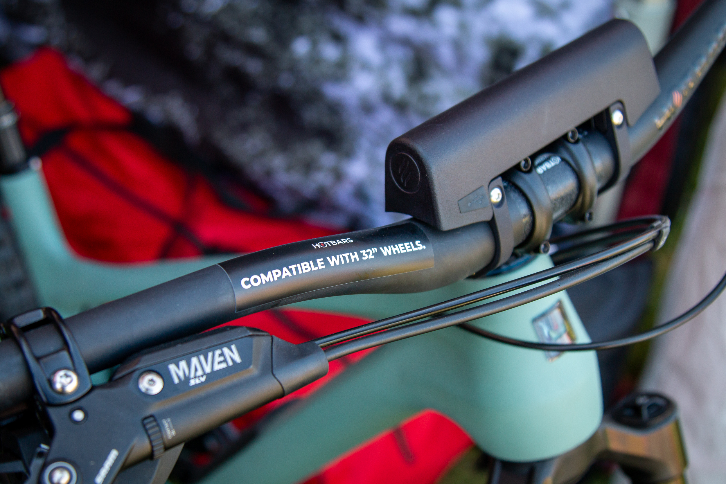 Light & Electronic Roundup: Outbound’s eMTB Hardwired Light, Heated Handlebars, & More