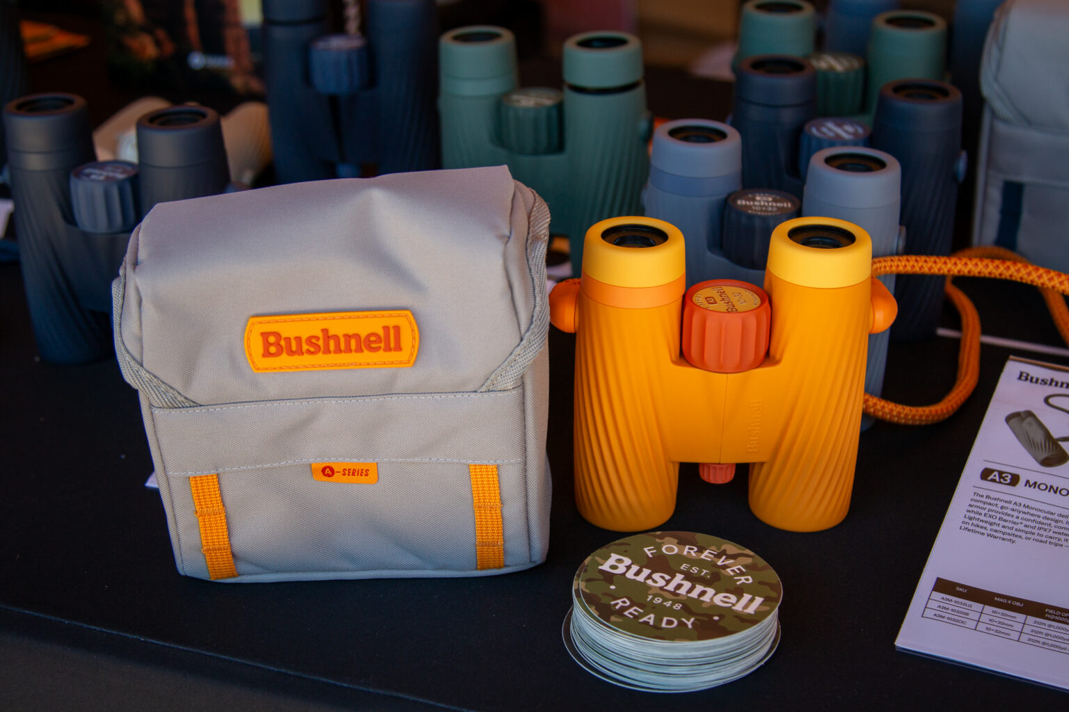 Bushness binoculars