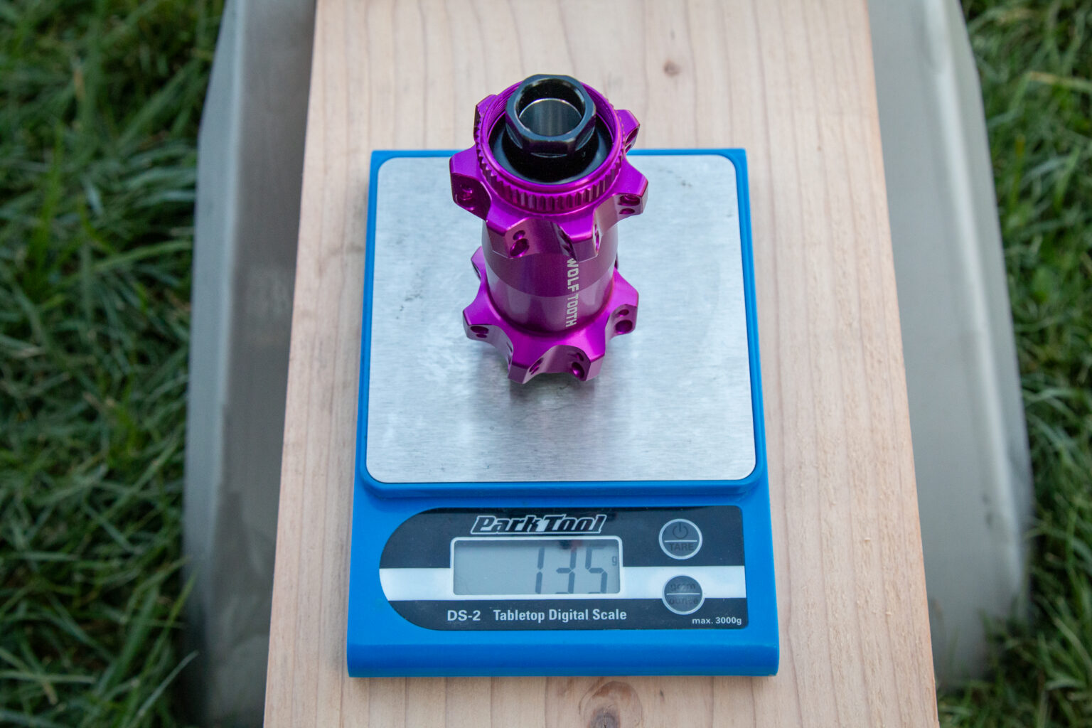 WTC hubs actual weight straight pull