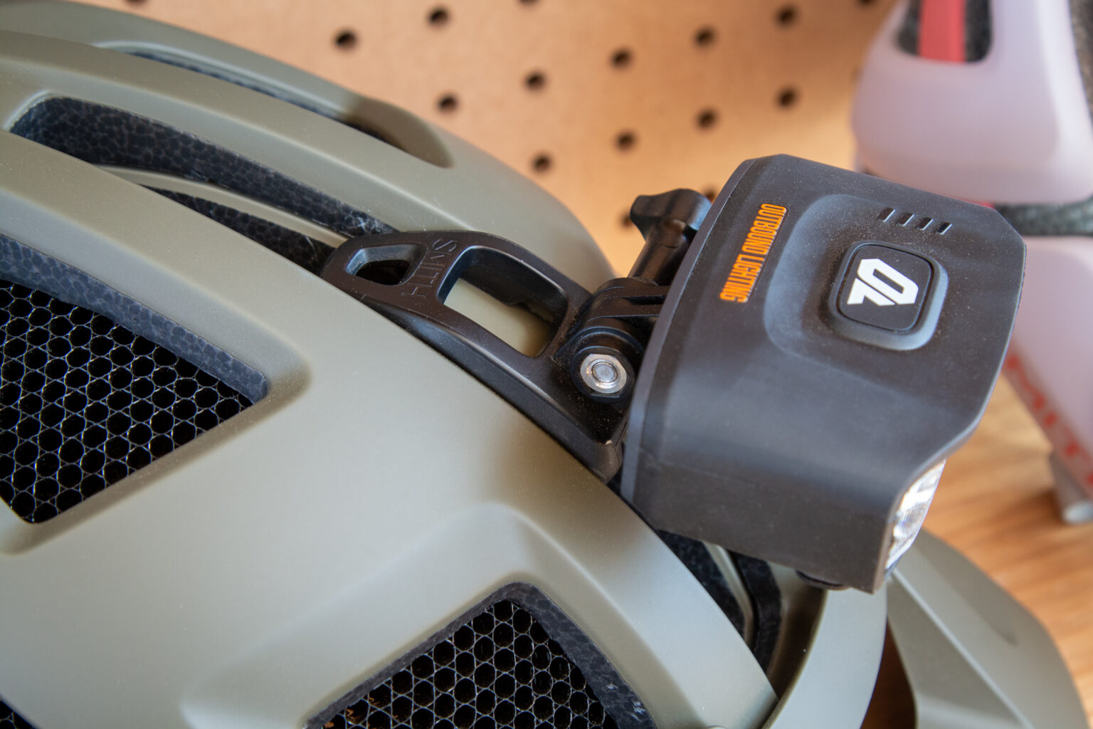 Smith Forefront 3 light mount