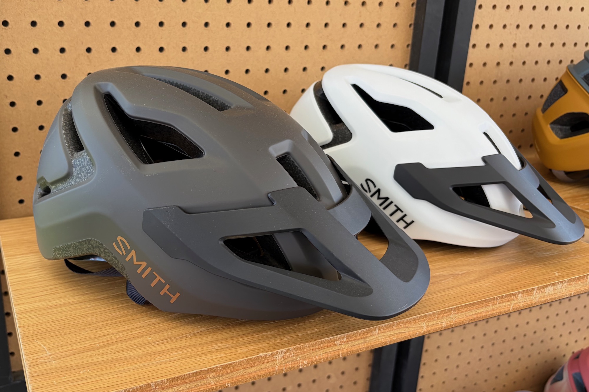 Spotted at Sea Otter: New MTB Helmets from Bell and a Sub $100 Model from Smith