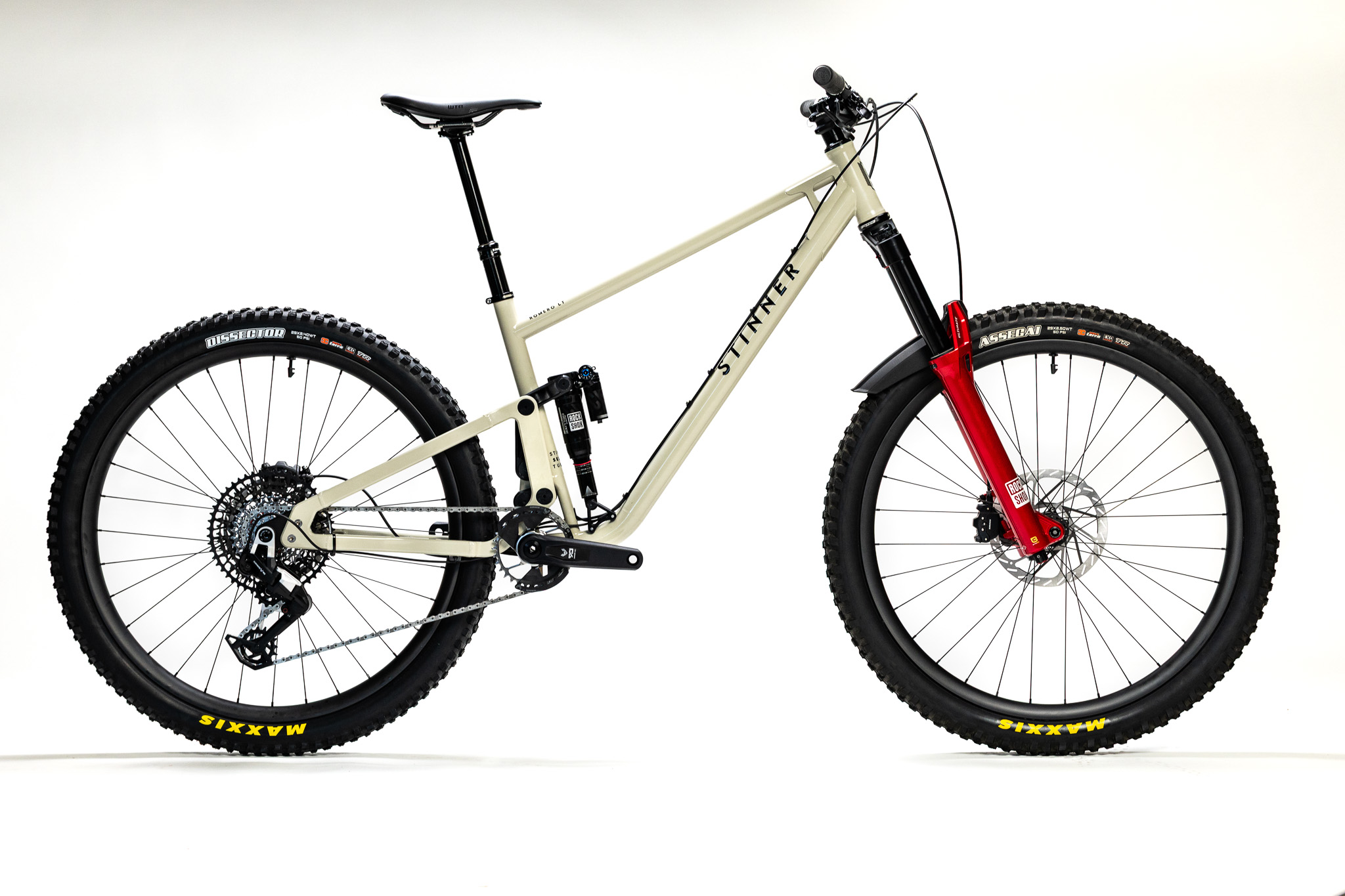 Stinner Enters the Full-Suspension World with the New Romero